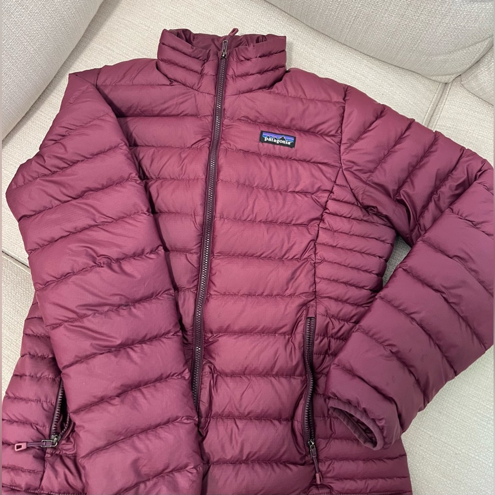 Patagonia down jacket size small